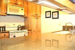 Mammoth Lakes Rental Sunshine Village 150 - Fully Equipped Updated Kitchen 